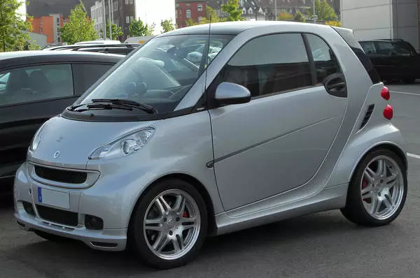smart fortwo coupe BRABUS 1dm3 benzyna 451 4338F0 PZBAA200